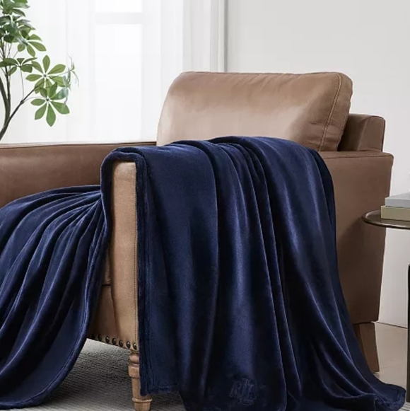 Polo Ralp Lauren - Luxurious Navy Blue Fleece Blanket - Picture 3 of 6